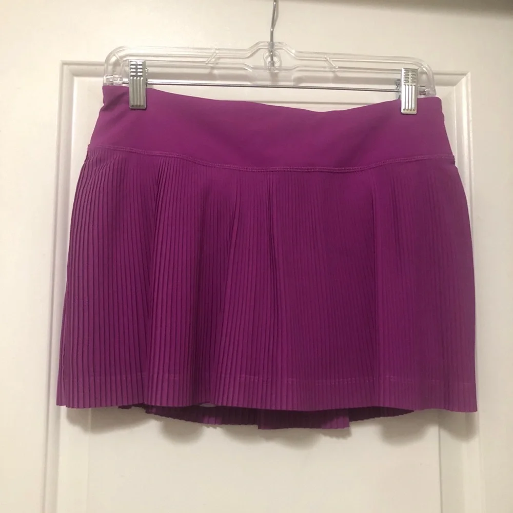 lululemon athletica Ultra Violet Pleated Skort - Purple Size 6 great conditions